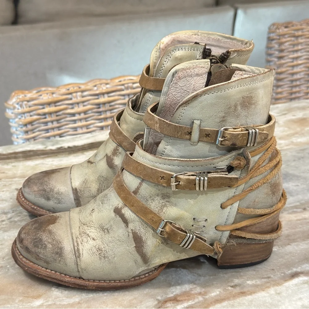 Women’s FREEBIRD Crue distressed leather boots- Ice. Size 9 - Picture 4 of 11